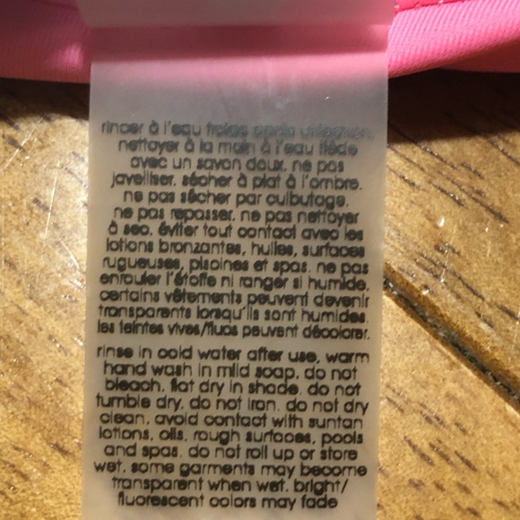 Final Price!!!!. WildFox Swim NWT Women’s Flutter Emerald Top XS - Picture 9 of 10